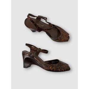 Vintage Coldwater Creek Tooled Leather Peep Toe Slingback Wedge Heels Size 7